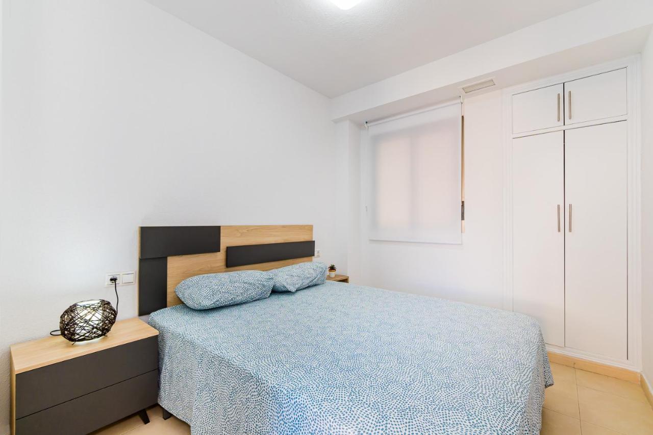 Apartamento Sunrise Orbiplaya Torrevieja Exterior photo